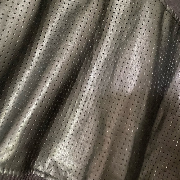 Black Aritzia Wilfred Crewneck - Picture 4 of 4